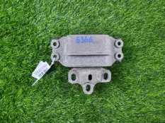 Подушка двигателя Audi Q3