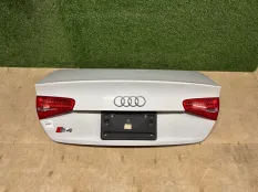 Крышка багажника Audi S4