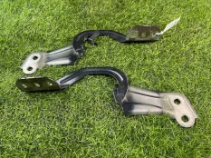 Петля капота Ford Focus 3