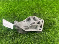 Кронштейн двигателя Saab 9-3