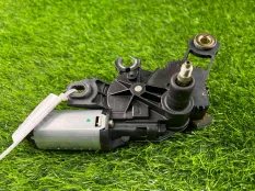 Моторчик стеклоочистителя Audi A4