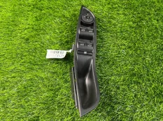 Блок стеклоподъемников Ford Focus 3