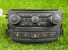 Блок управления климат-контролем Chevrolet Captiva