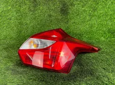 Фонарь задний Ford Focus 3