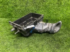 Корпус воздушного фильтра Ford Explorer