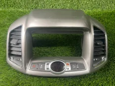 Рамка магнитолы Chevrolet Captiva