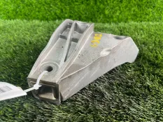 Кронштейн двигателя BMW 5-Series