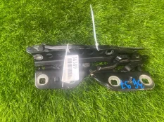 Петля капота Audi A8