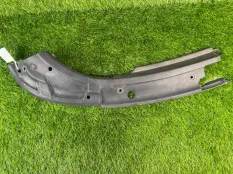 Накладка замка капота Audi TT