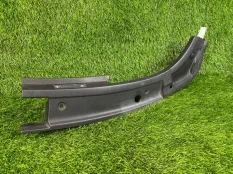 Накладка замка капота Audi TT