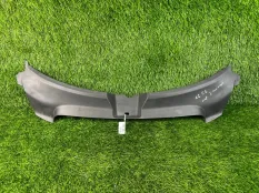 Накладка замка капота Audi A6