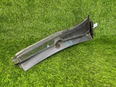 Решетка под лобовое стекло Peugeot 2008