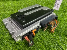 Усилитель звука Audi A8