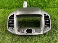 Рамка магнитолы Chevrolet Captiva