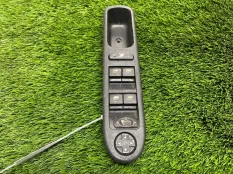 Блок кнопок стеклоподъемника Peugeot 207 3d