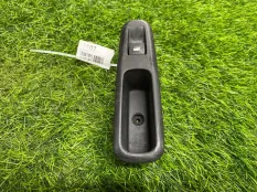 Блок кнопок стеклоподъемника Peugeot 3008