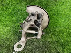 Кулак поворотный Audi A4