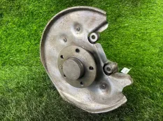 Кулак поворотный Audi A4