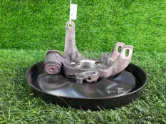 Кулак поворотный Audi A8