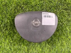 Подушка безопасности в руль Opel Corsa