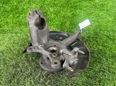 Кулак поворотный Volkswagen Golf