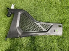 Водосток лобового стекла (жабо) BMW X6 M50dX