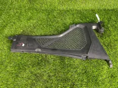 Водосток лобового стекла жабо BMW X6