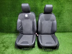 Сиденья комплект Ford Focus 3