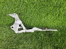 Петля капота BMW 1-Series