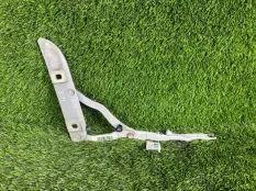 Петля крышки багажника BMW 3-Series