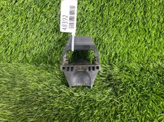 Кронштейн радиатора BMW 3-Series