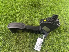 Педаль газа Lexus RX450h