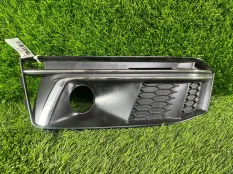 Решетка в бампер Audi A4