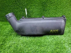 Корпус воздушного фильтра Peugeot 3008