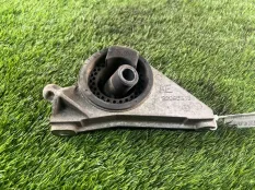 Подушка двигателя Opel Zafira A