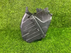 Корпус воздушного фильтра Audi A6