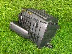 Корпус воздушного фильтра Volkswagen Passat