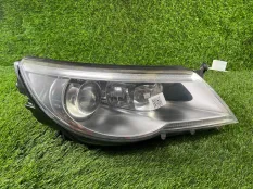 Фара ксеноновая Volkswagen Tiguan