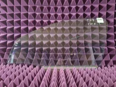 Стекло двери Opel Corsa