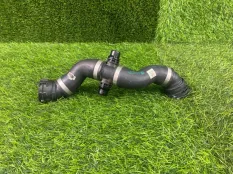 Патрубок охлаждения BMW M4