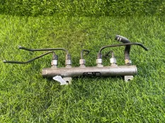 Топливная рейка Opel Zafira B