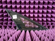 Стекло глухое Opel Vectra B