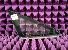 Стекло глухое Opel Zafira B