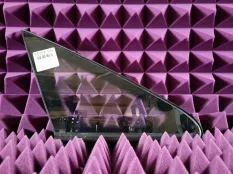 Стекло глухое Opel Zafira B