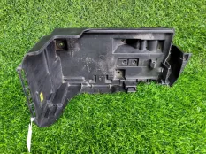 Полка аккумулятора Opel Vectra C