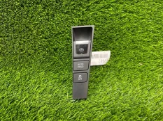 Кнопка стояночного тормоза Volkswagen Passat