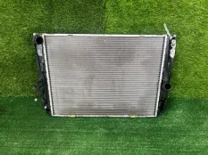 Радиатор охлаждения двигателя BMW 3-Series