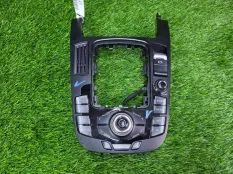 Панель управления магнитолой Audi A4