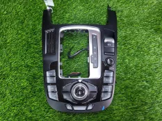 Панель управления магнитолой Audi A4