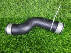 Патрубок интеркулера Volkswagen Passat